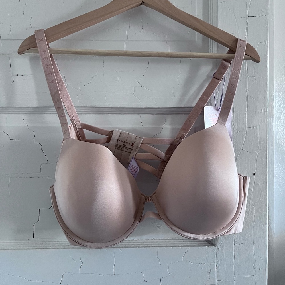 NWT SavageXFenty balconet bra 40D